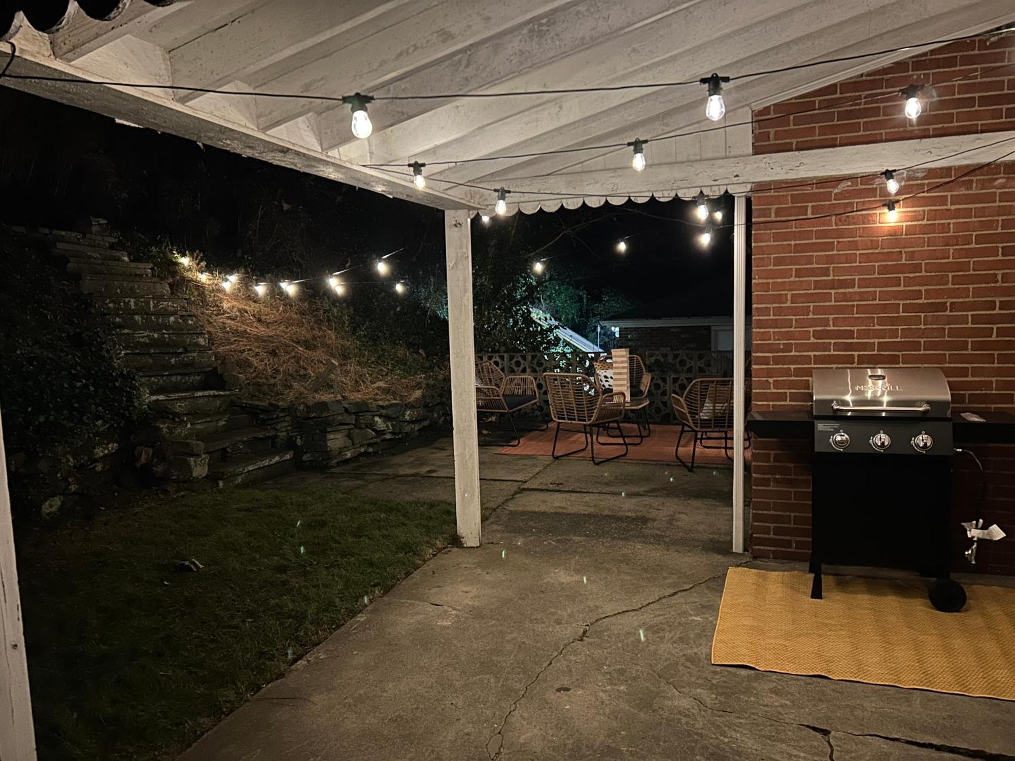 Eclectic 4bed With Bbq-firepit-games-secretgarden & 7 Mile To Downtown Сasa de vacaciones Mt. Lebanon