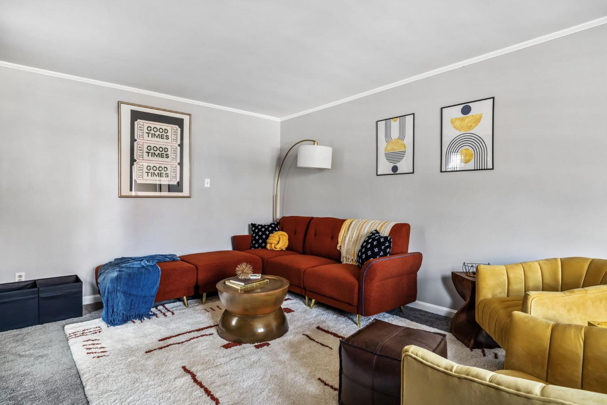 Eclectic 4bed With Bbq-firepit-games-secretgarden & 7 Mile To Downtown Сasa de vacaciones Mt. Lebanon